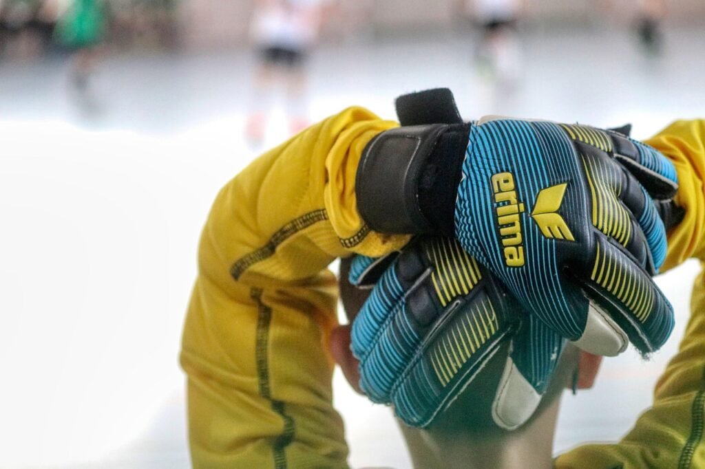 goalkeeper, indoor soccer, youth football, winter break, active, gym, soccer, leisure time, gate, gloves, competition, young, indoor tournament, goalkeeper, goalkeeper, indoor soccer, indoor soccer, indoor soccer, indoor soccer, indoor soccer, soccer, soccer, gloves